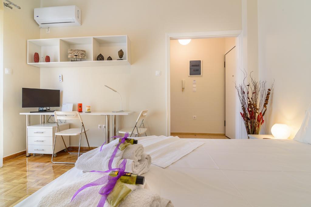 Apartamento Charmy Petit Flat In Atenas Exterior foto